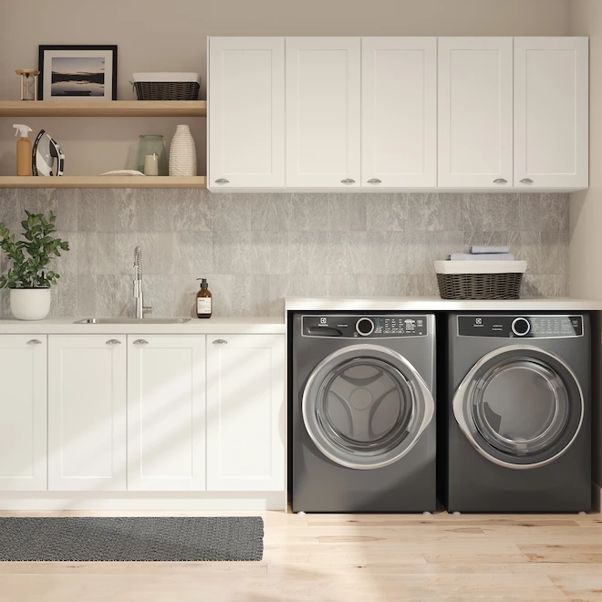 Eklipse Cabinet Toe Kick - Perle - 96-in x 4.5-in - White 6 Eklipse Cabinet Toe Kick - Perle - 96-in x 4.5-in - White - Image 4